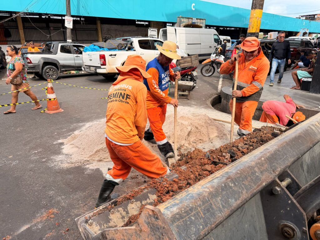 Prefeitura-de-Manaus-recupera-trecho-da-avenida-Joaquim-Nabuco-durante-operacao-Centro-Mais-Seguro-3